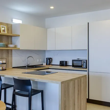 Special 3br With Private Terraces In Mellieha By 360 Estates Lejlighed